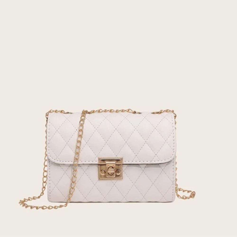 White quilted shoulder bag